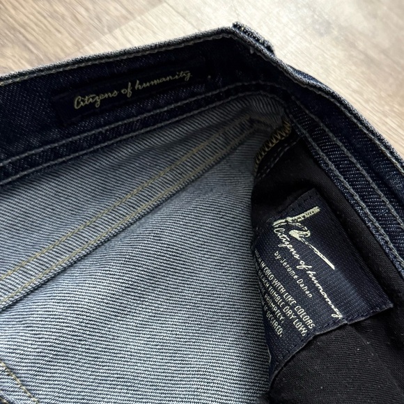 Citizens of Humanity • Ava Stretch Low Rise Straight Cropped Jeans - Picture 4 of 14